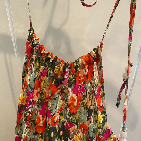 Halter-neck dress in painterly floral - Picture 2 of 4